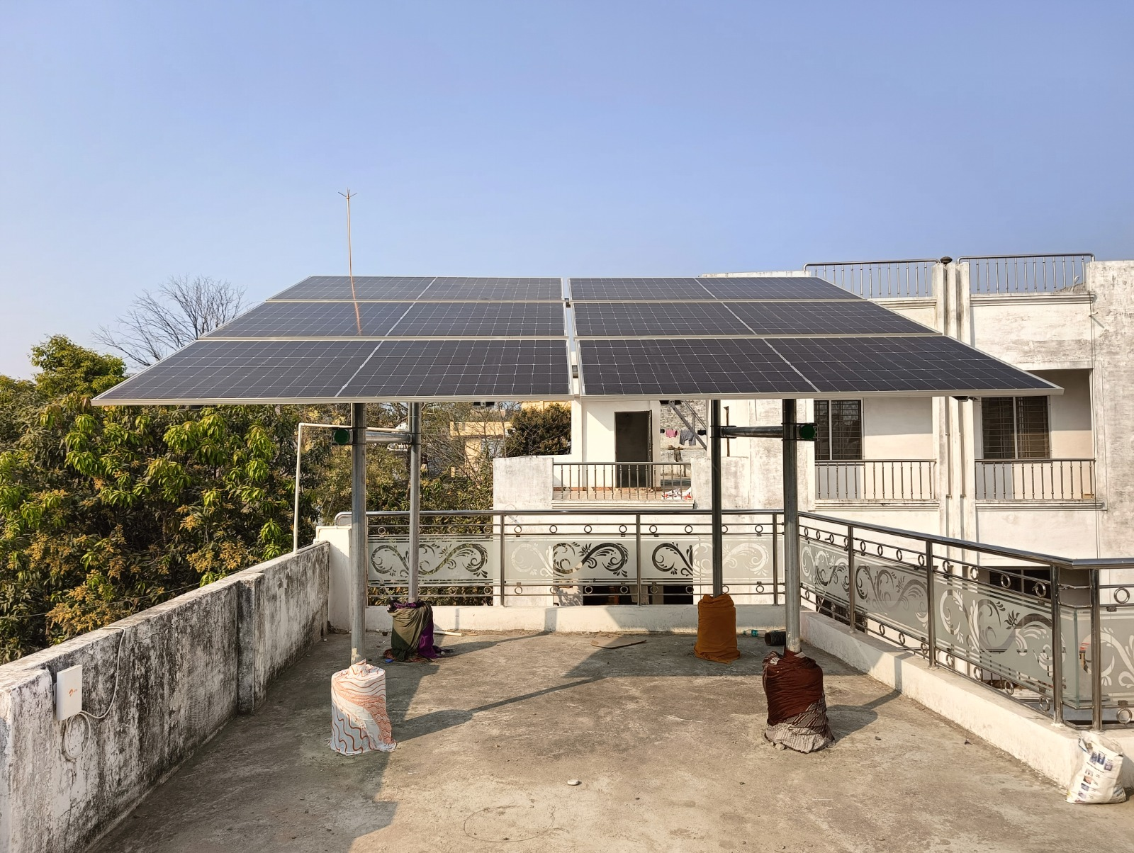 Residential Rooftop Solar Structure — Narsinghpur